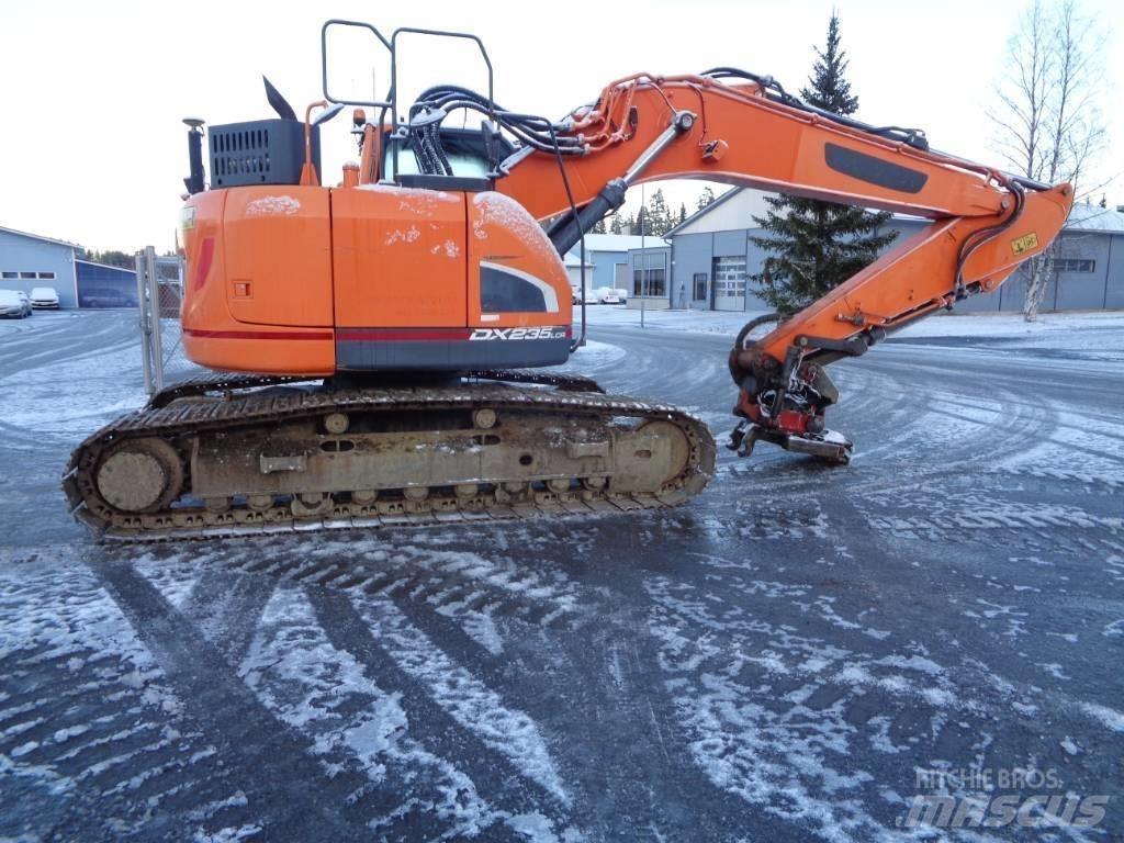Doosan DX 235 Beltegraver