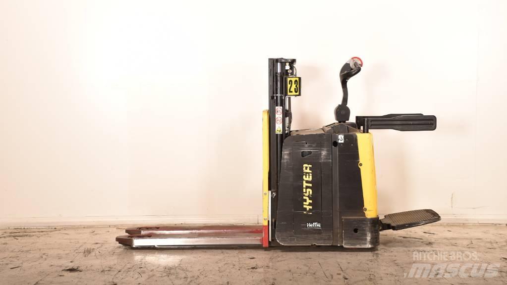 Hyster P2.0SD Lavtløftende truck med platform