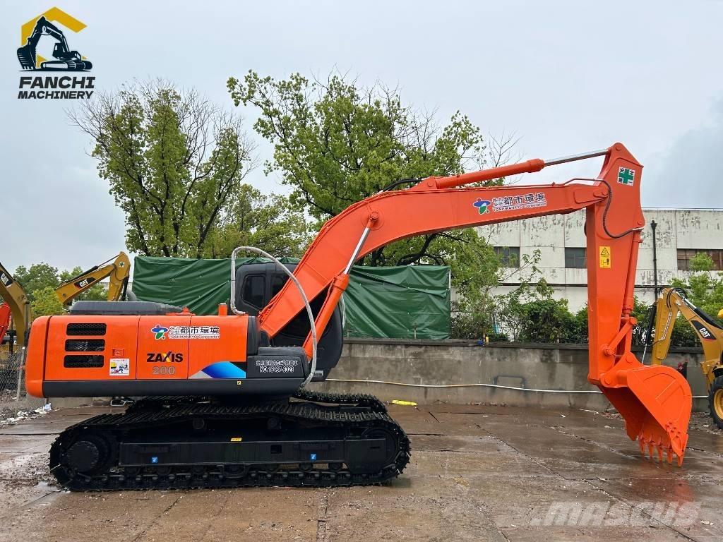 Hitachi 210LC Beltegraver