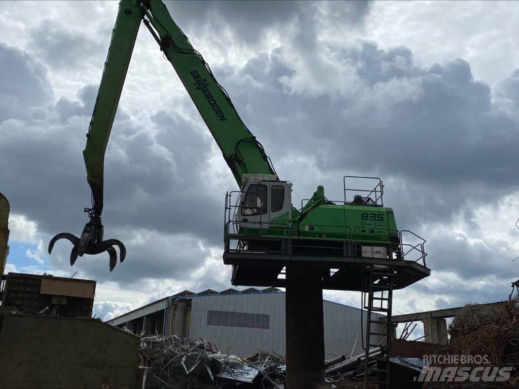 Sennebogen 835 E R Gravemaskiner for avfallshåndtering