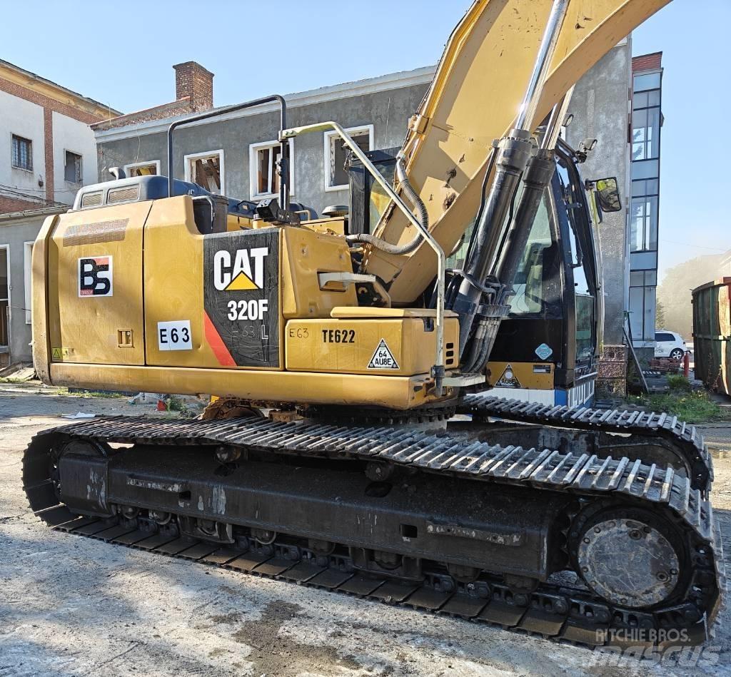 CAT 320F Beltegraver
