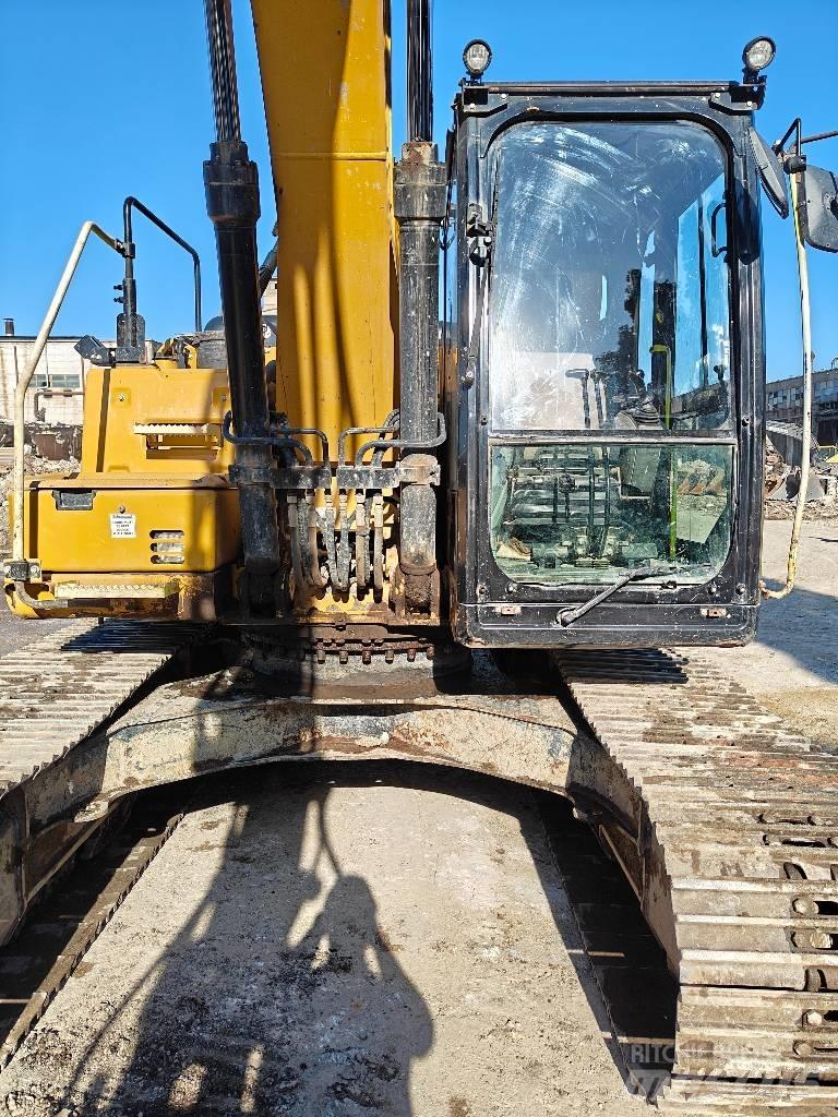 CAT 320F Beltegraver