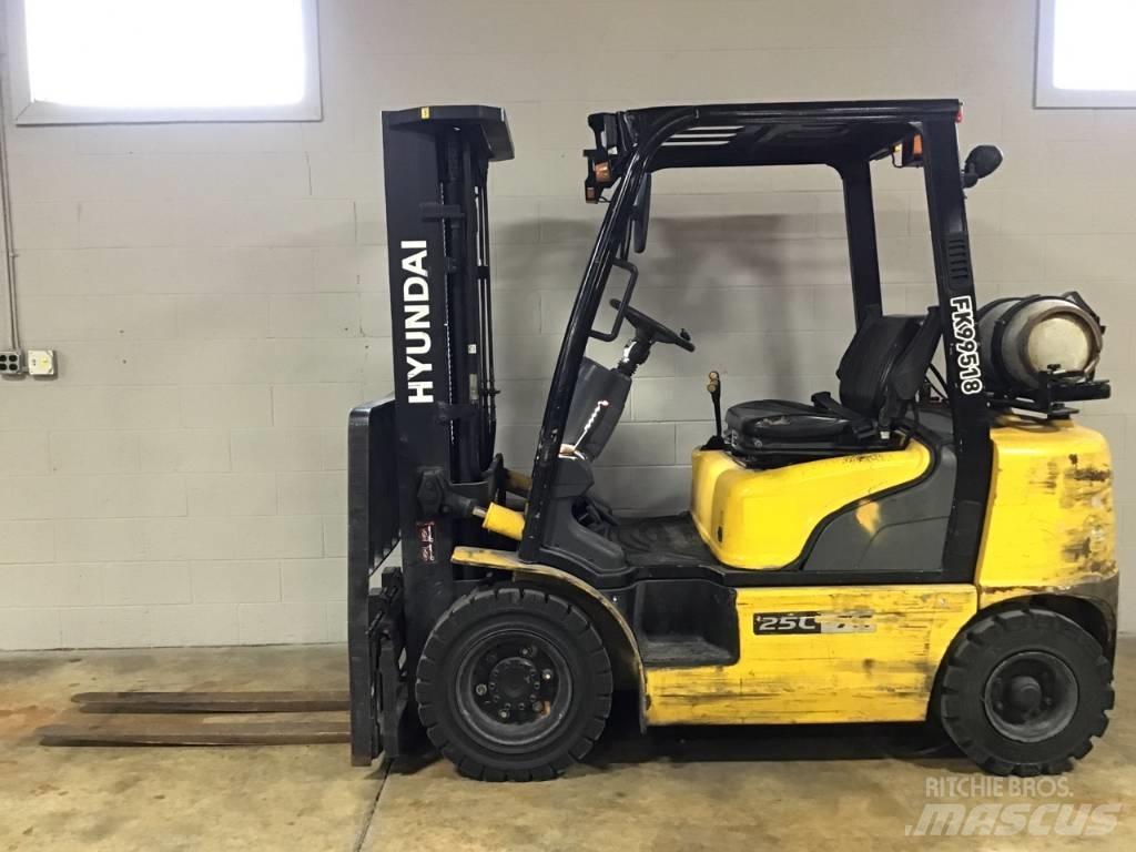 Hyundai 25 L-7 A Gaffeltrucker - Annet