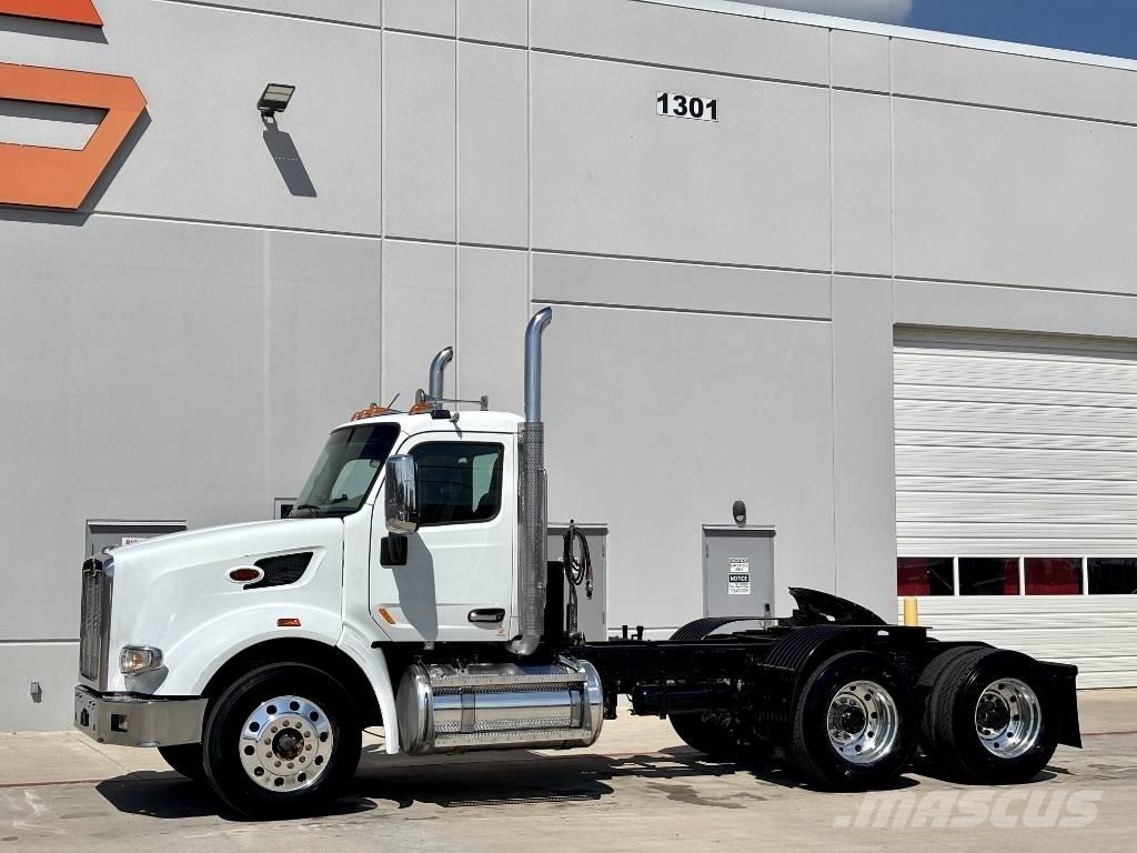 Peterbilt 567 Trekkvogner