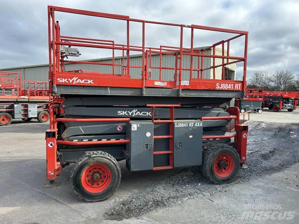 SkyJack SJ 8841 RT Sakselifter
