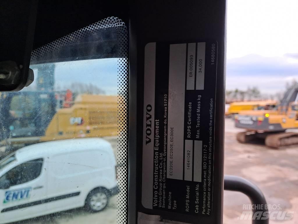 Volvo EC300EL Beltegraver