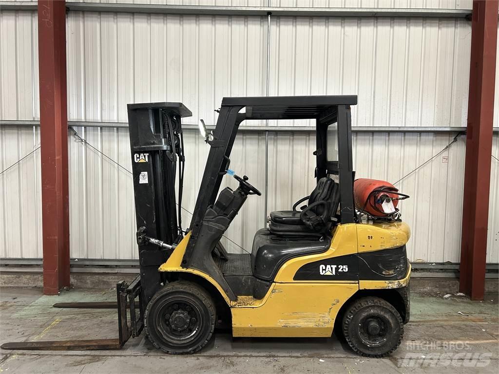 CAT GP25NT Propan trucker