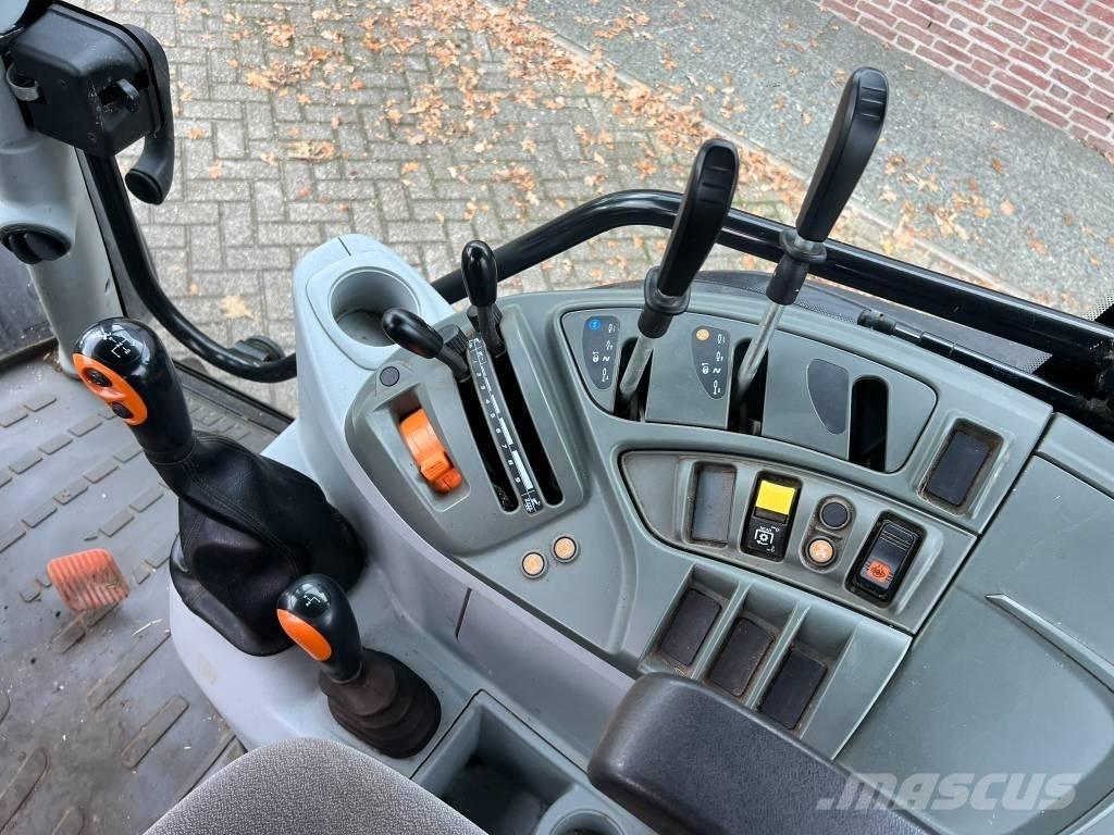 CLAAS Atos 230 Traktorer