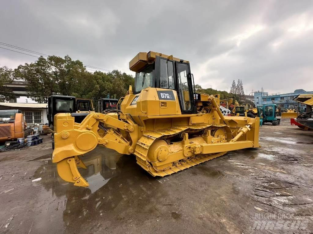 CAT D 7 G Dozere Beltegående