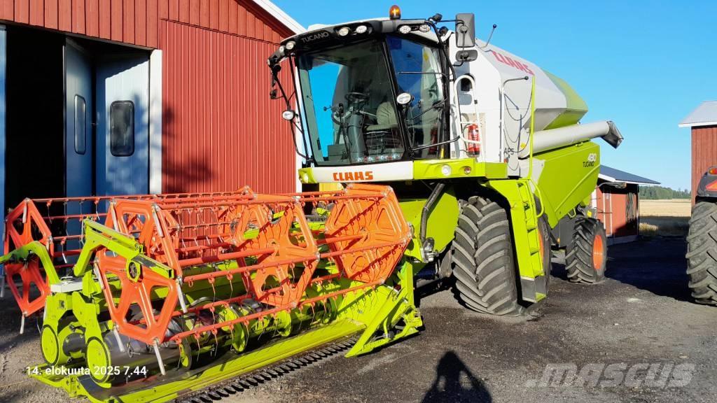 CLAAS Tucano 430 APS Skurtreskere