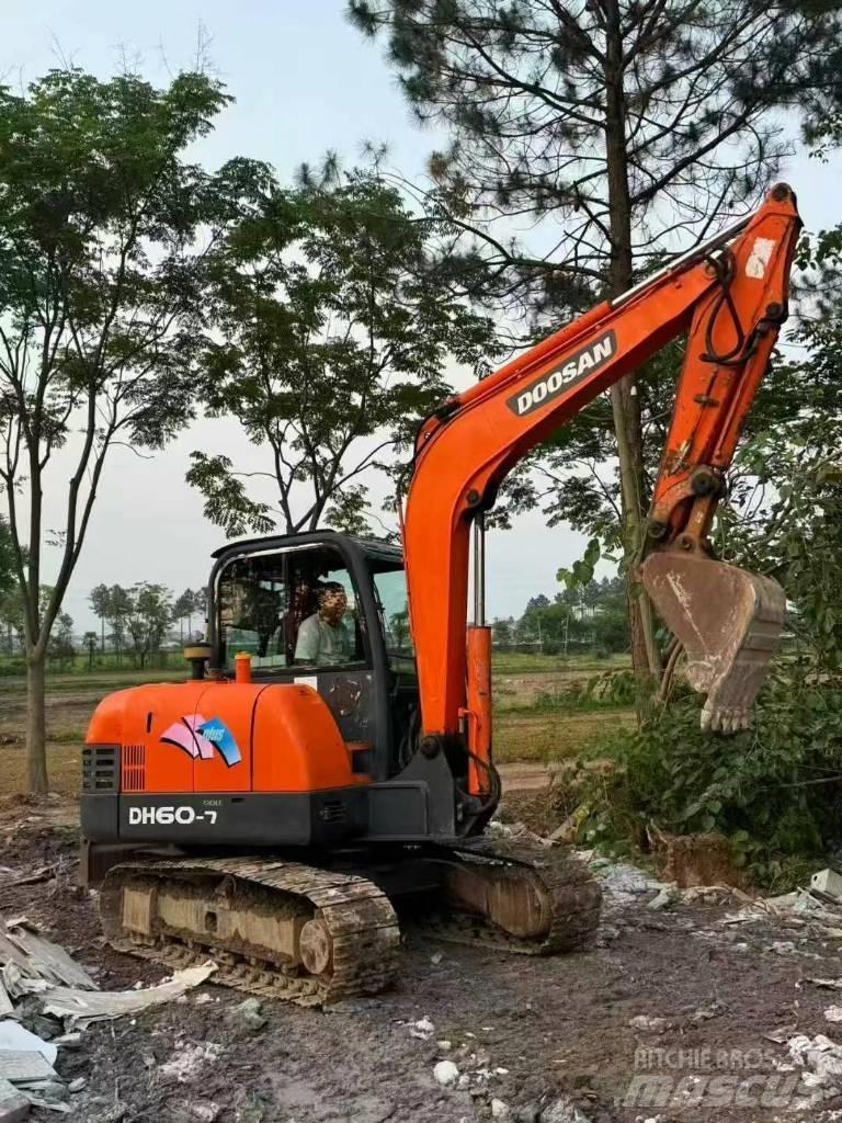 Doosan DH 60-7 Minigravere <7t
