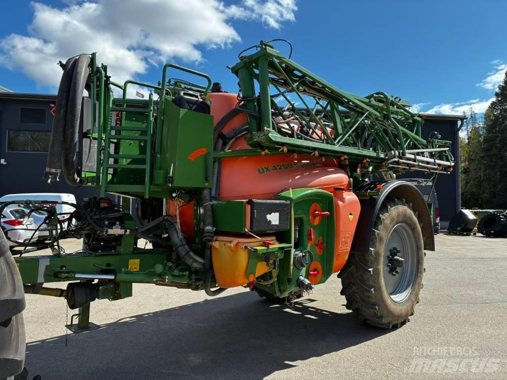 Amazone UX 4200 Slepesprøyter