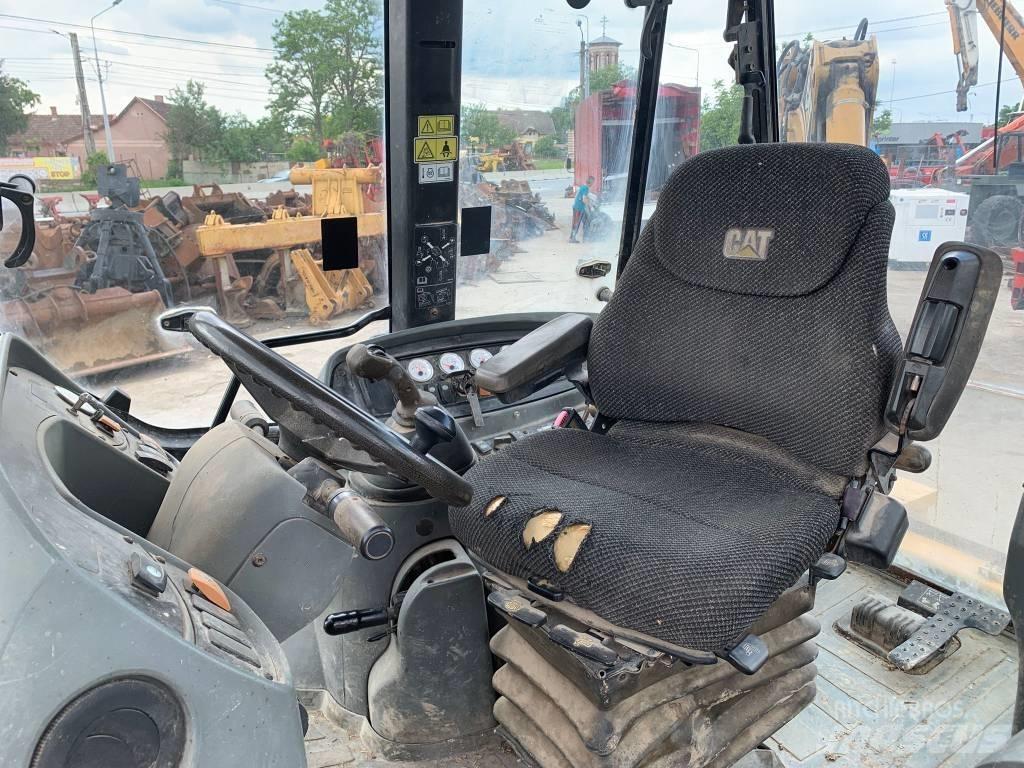 CAT 442 D Traktorgravere