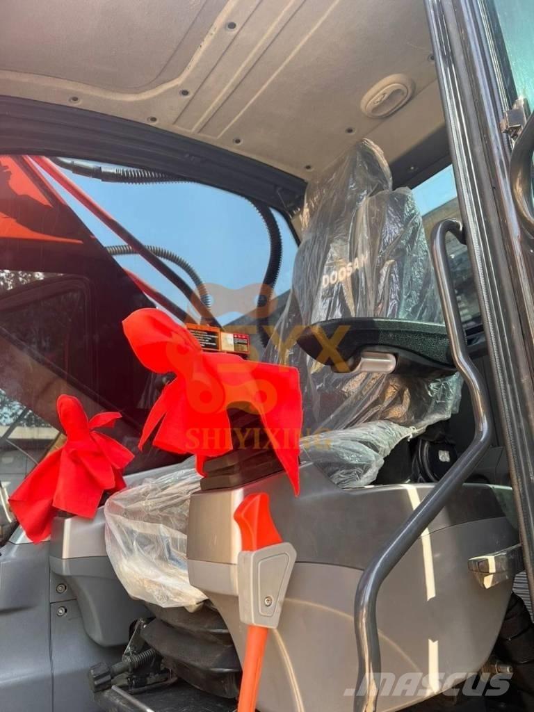 Doosan DX 300LC-9C Beltegraver