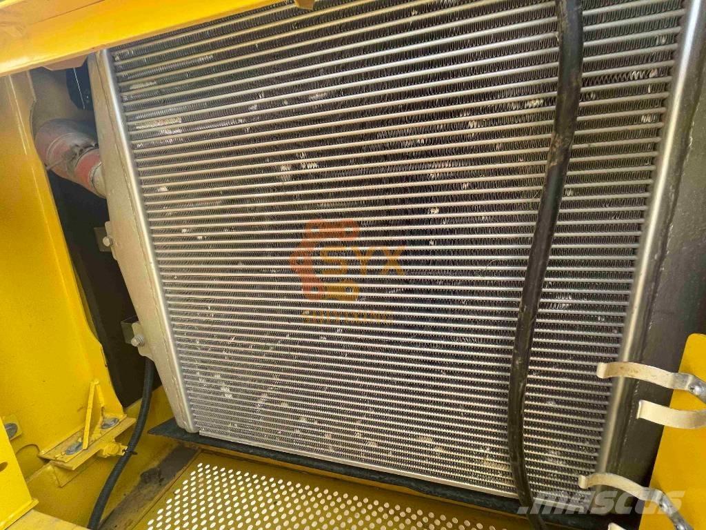 Komatsu PC 450 LC-8 Beltegraver