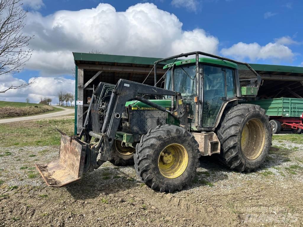 John Deere 6210 Traktor med skogsutstyr