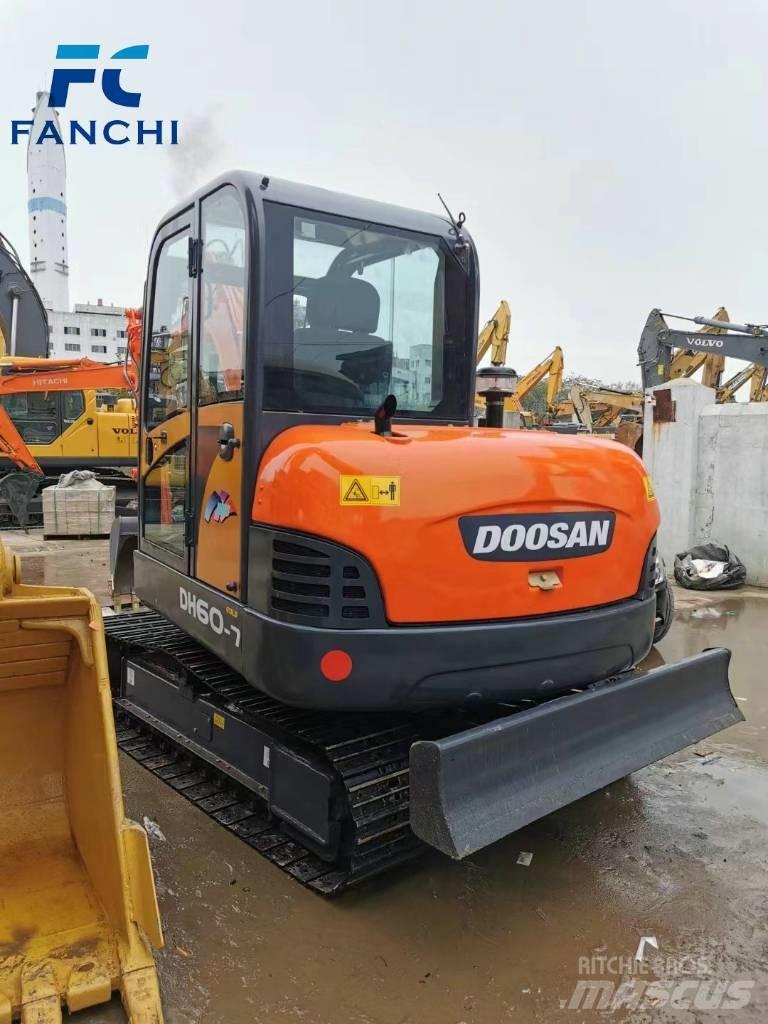 Doosan DH 60-7 Minigravere <7t