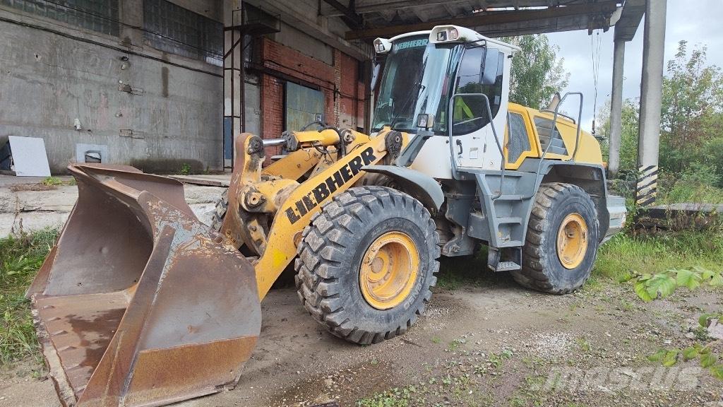 Liebherr 556 2plus2 Redskapsbærere