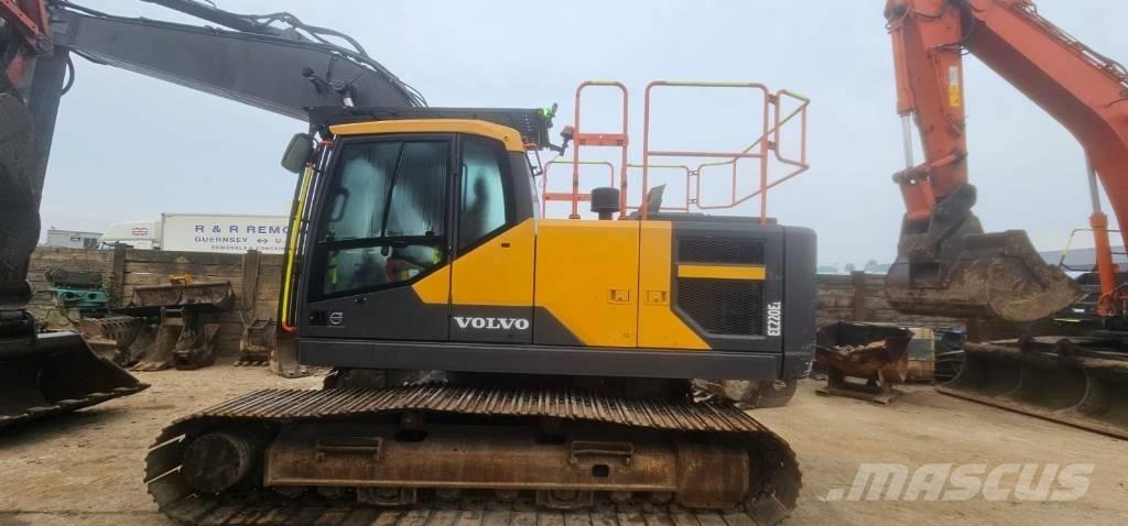 Volvo EC220EL Gravemaskiner