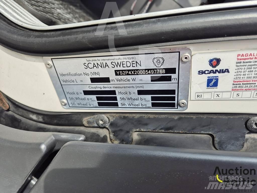 Scania P 450 Chassis