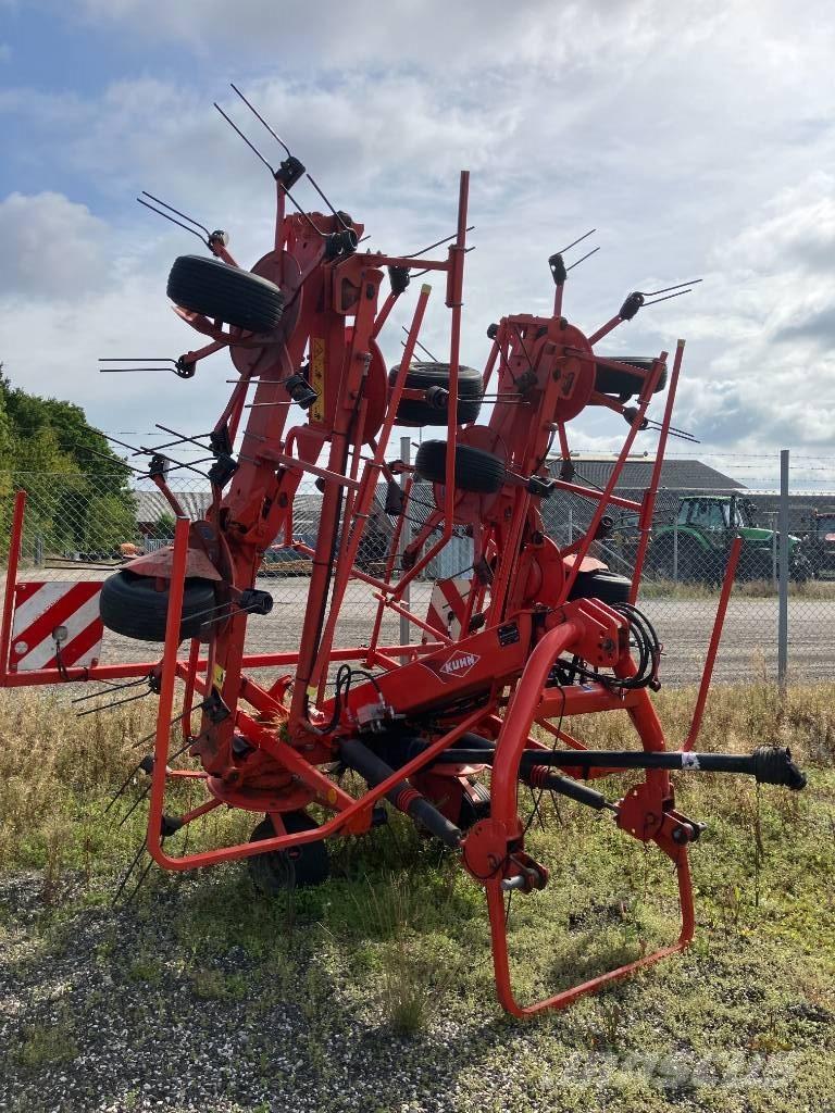 Kuhn GF 8702 Raker og høyvendere