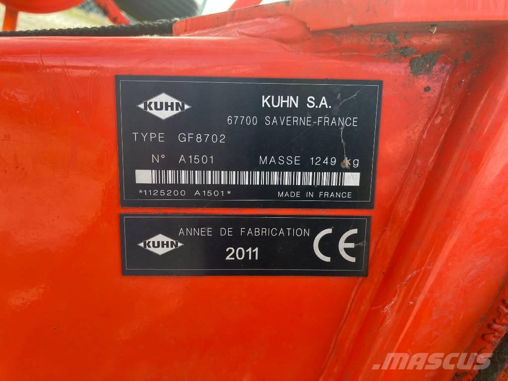 Kuhn GF 8702 Raker og høyvendere