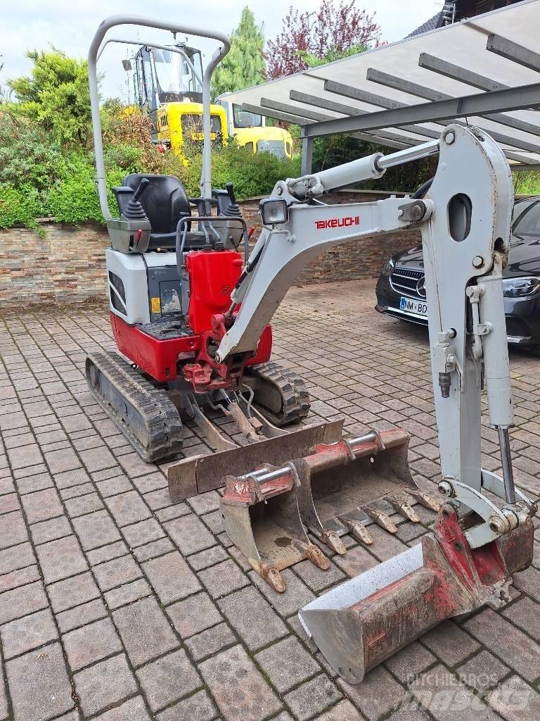 Takeuchi TB 210 R Minigravere <7t