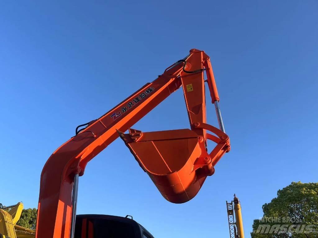Hitachi ZX70 Beltegraver