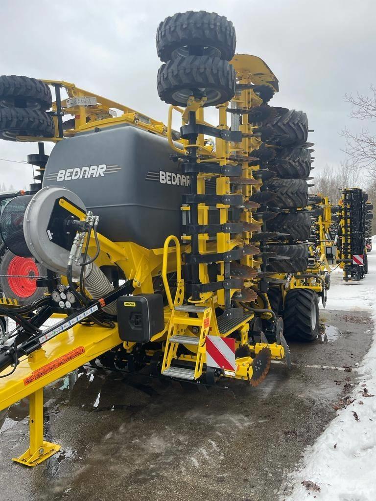 Bednar Omega 8000 FL Kombinerte såmaskiner