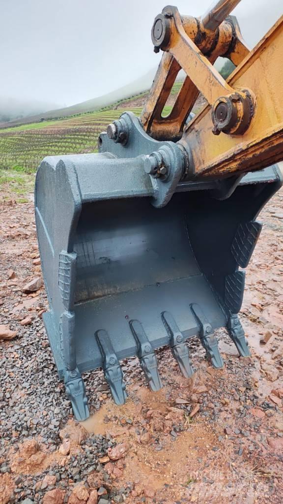 CASE CX220C Beltegraver