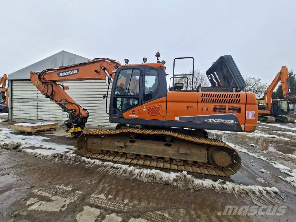 Doosan DX 255 LC-5 Beltegraver