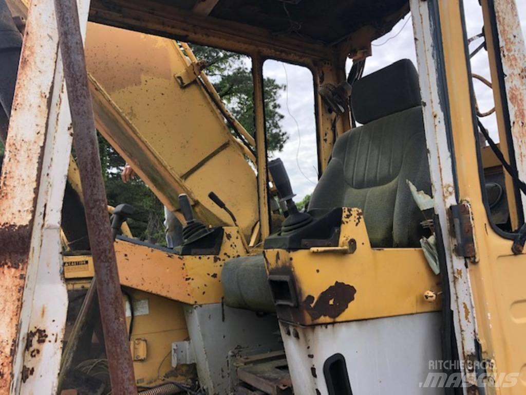 Komatsu PC 200 LC-3 Beltegraver