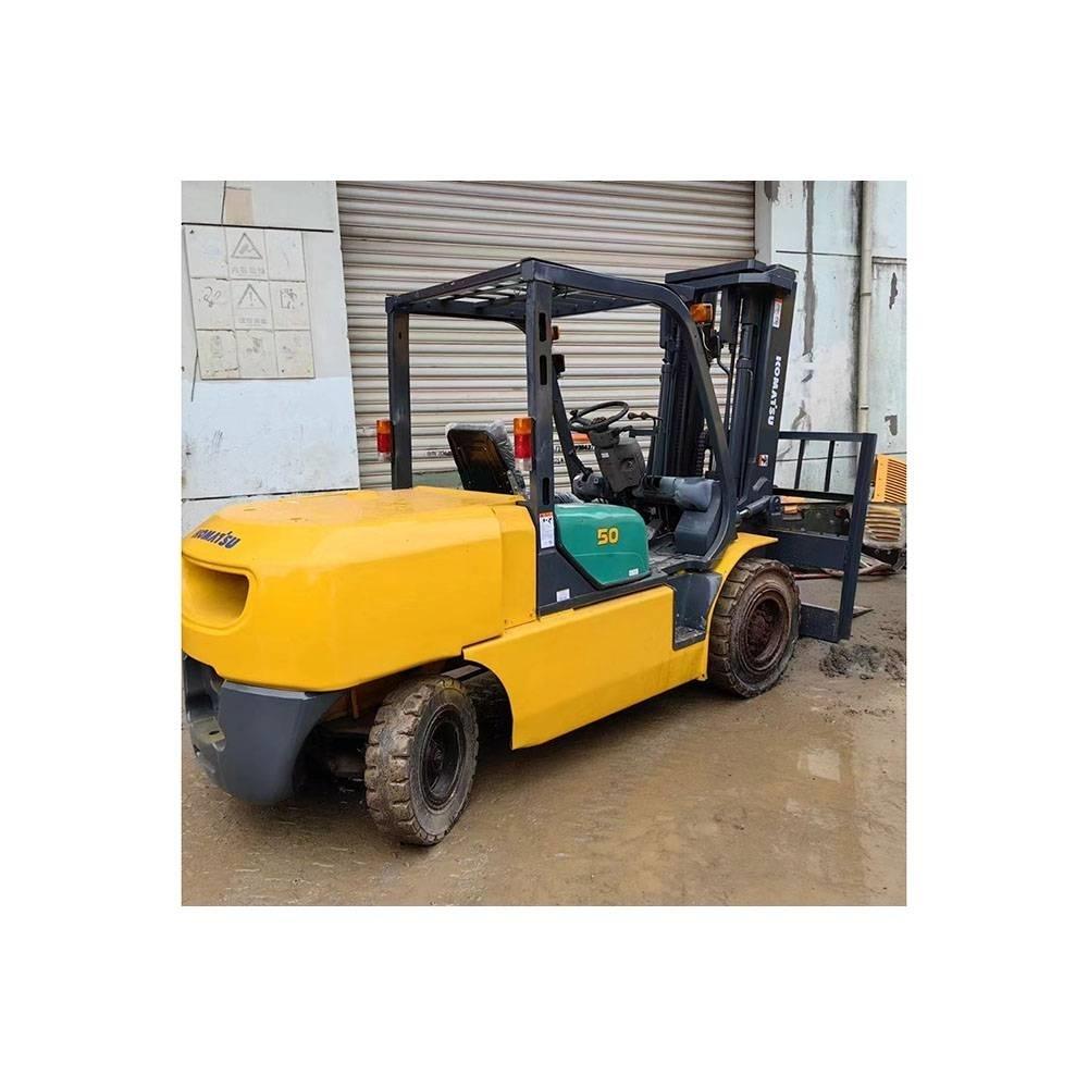 Komatsu FD 50-6 Diesel Trucker