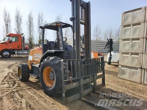 CASE 586H Terrenggående gaffeltruck