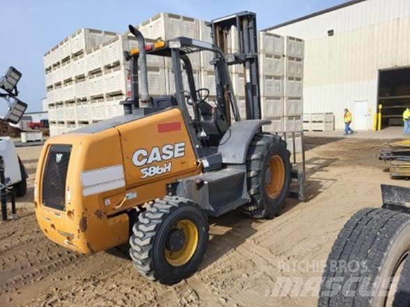 CASE 586H Terrenggående gaffeltruck