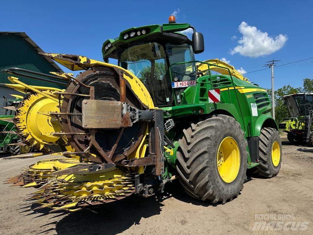 John Deere 8600 Selvdrevne fôrhøstere