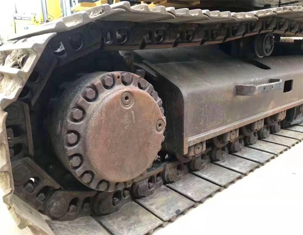 CAT 329D Beltegraver