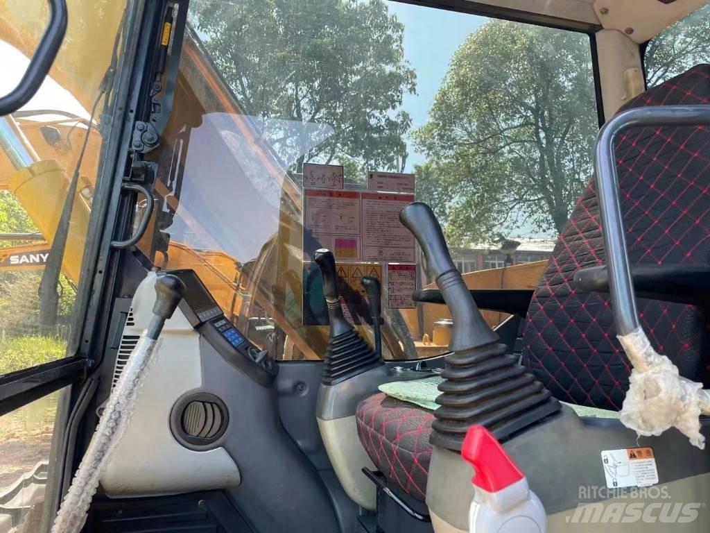 Komatsu PC70-8 Beltegraver
