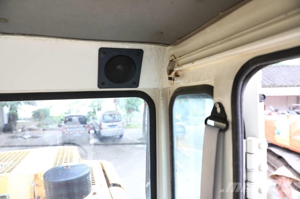 Hyundai Robex 130 W Hjulgravere