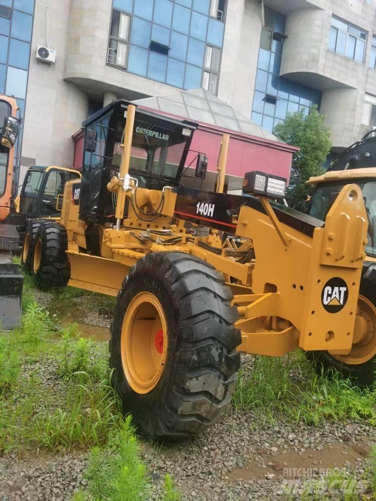 CAT 140 H Veihøvler