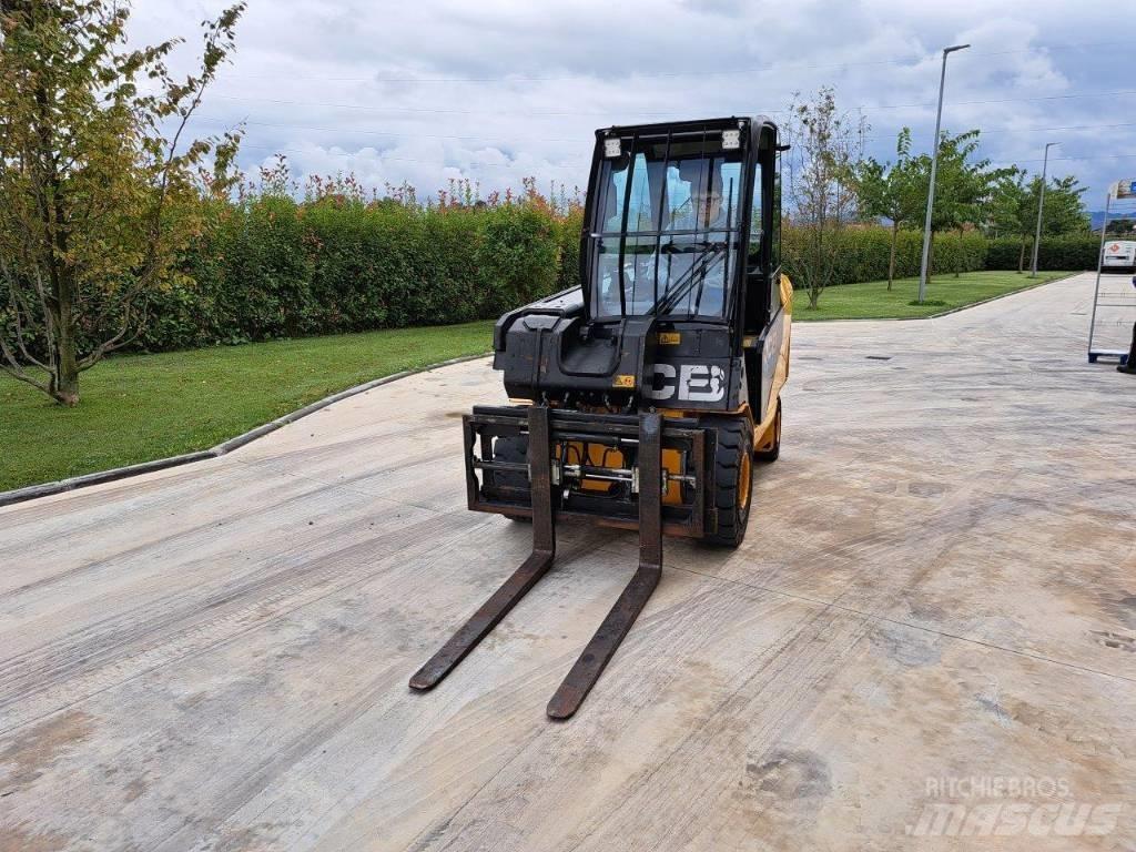 JCB TLT 30-19E Skyvemasttruck