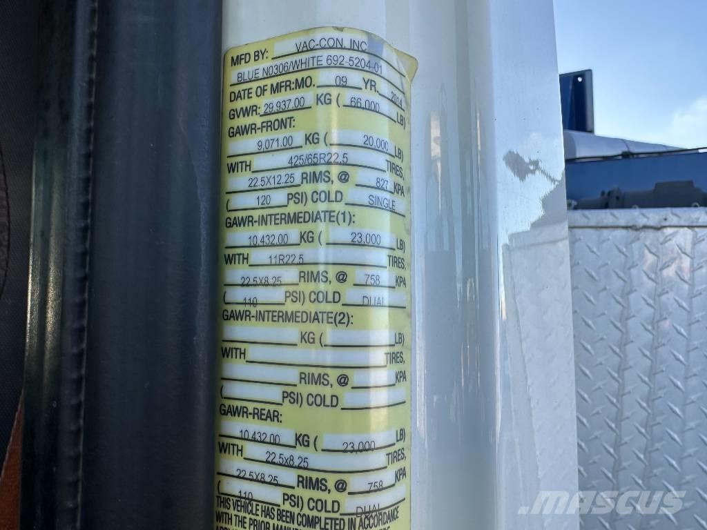 International 7500 Slamsugere