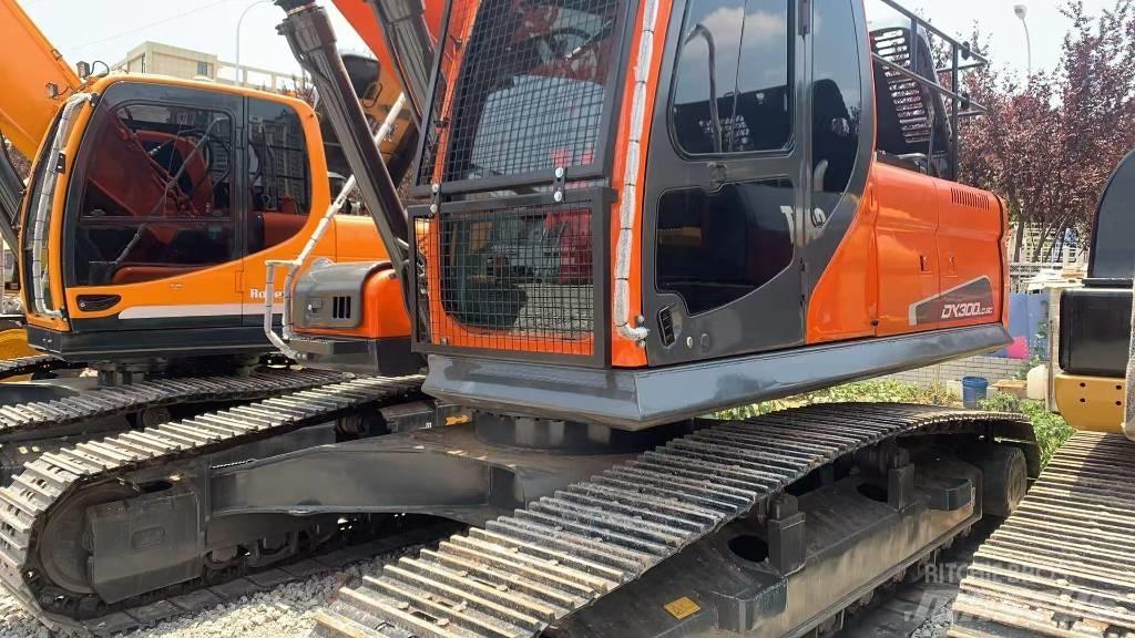 Doosan DX 300 LC Beltegraver
