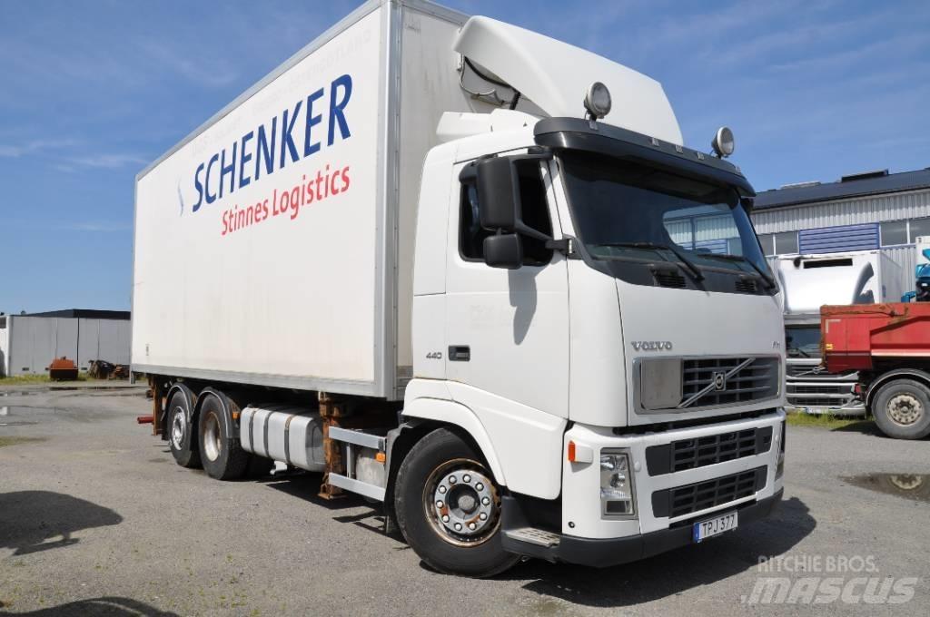 Volvo FH440 6X2 Skapbiler
