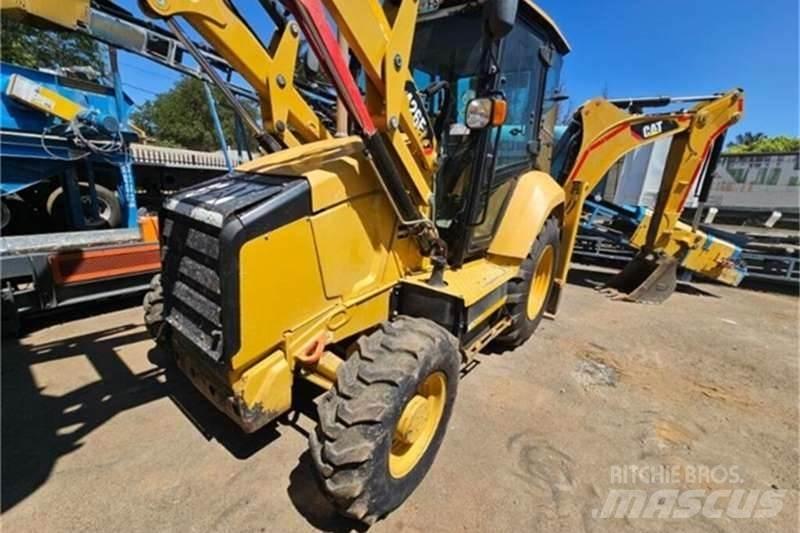 CAT 426F2 TLB Traktorgravere