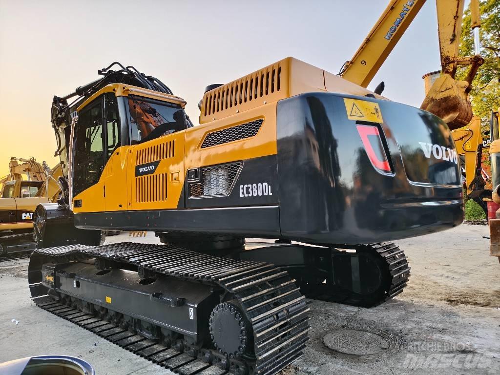 Volvo EC 380 D L Beltegraver