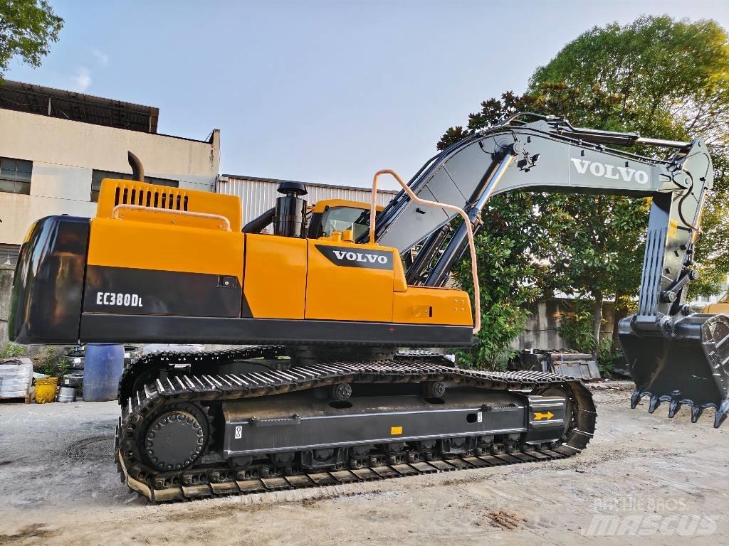 Volvo EC 380 D L Beltegraver