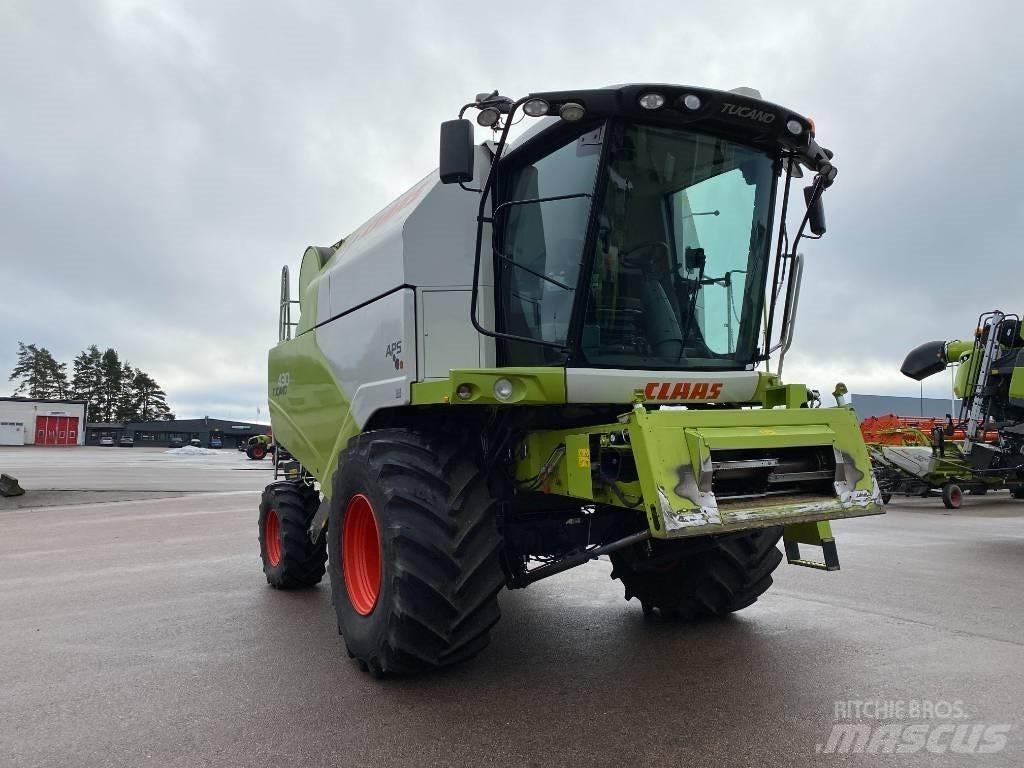 CLAAS Tucano 430 Skurtreskere