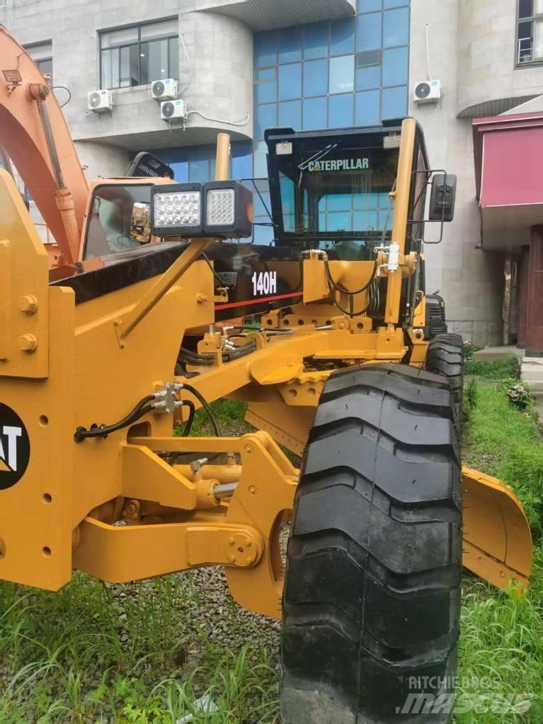 CAT 140 H Traktorgravere