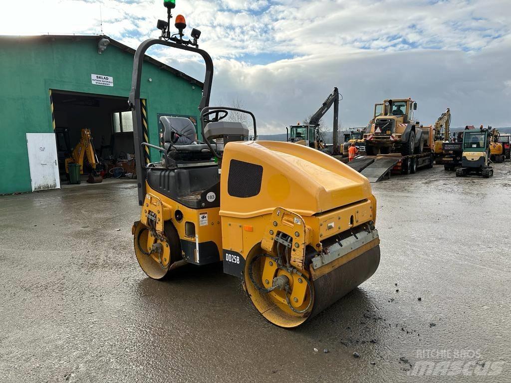 Volvo DD 25 B Tandem Valser